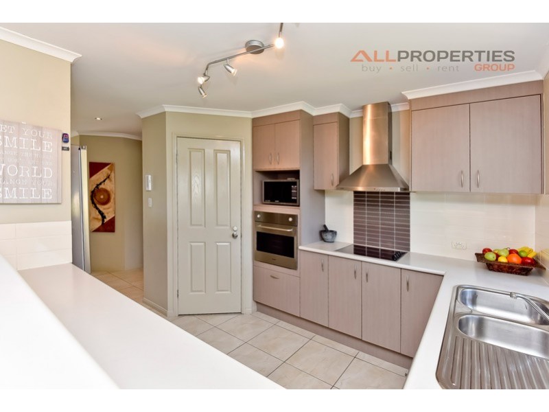 43 May Street, Parkinson QLD 4115