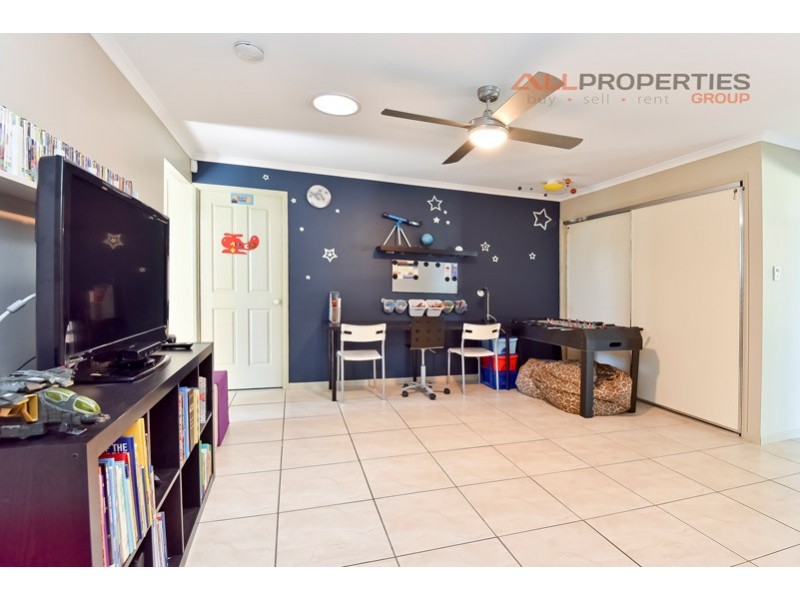 43 May Street, Parkinson QLD 4115