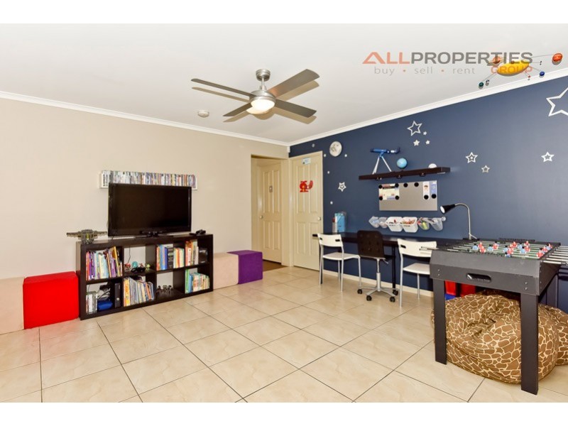 43 May Street, Parkinson QLD 4115