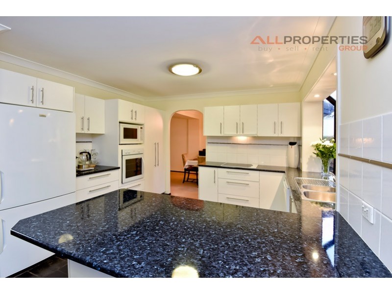 108 Garro Street, Sunnybank Hills QLD 4109