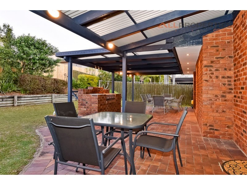 108 Garro Street, Sunnybank Hills QLD 4109