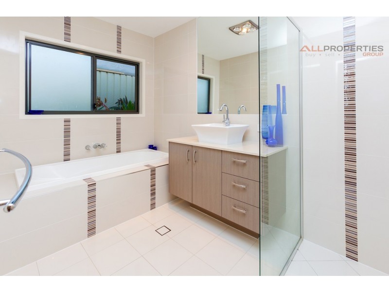 145 Trinity Way, Drewvale QLD 4116