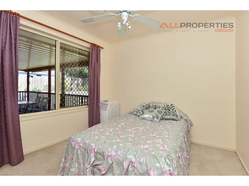 43 BOTTLEBRUSH DRIVE, Regents Park QLD 4118