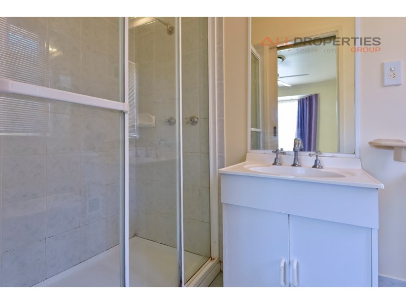 43 BOTTLEBRUSH DRIVE, Regents Park QLD 4118