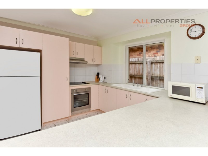 19 Mitchell Place, Forest Lake QLD 4078