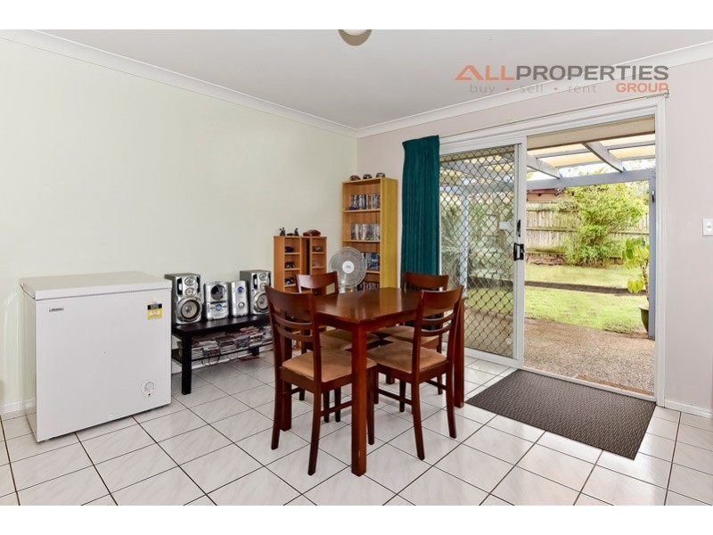 19 Mitchell Place, Forest Lake QLD 4078
