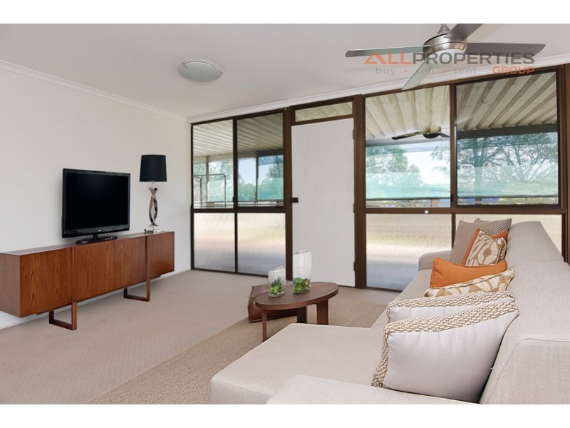 17 Lovell Street, Slacks Creek QLD 4127