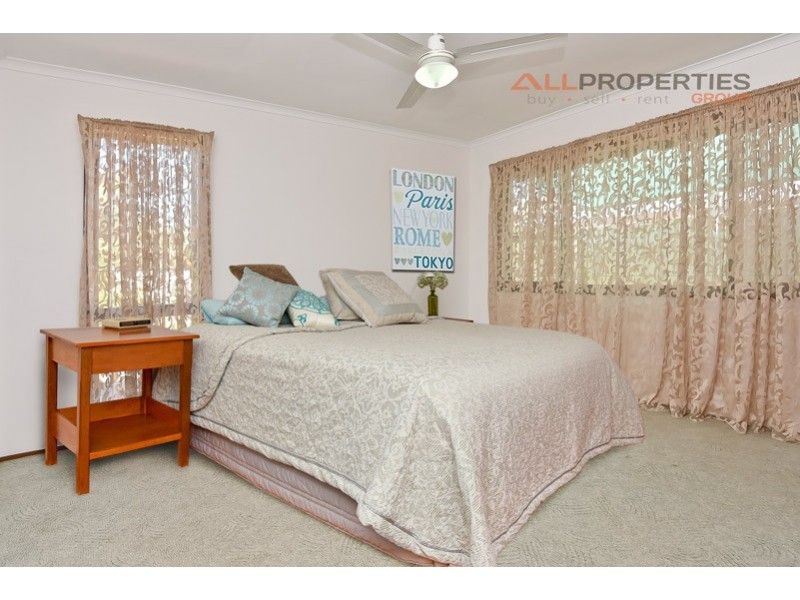 3 Lollard Street, Hillcrest QLD 4118