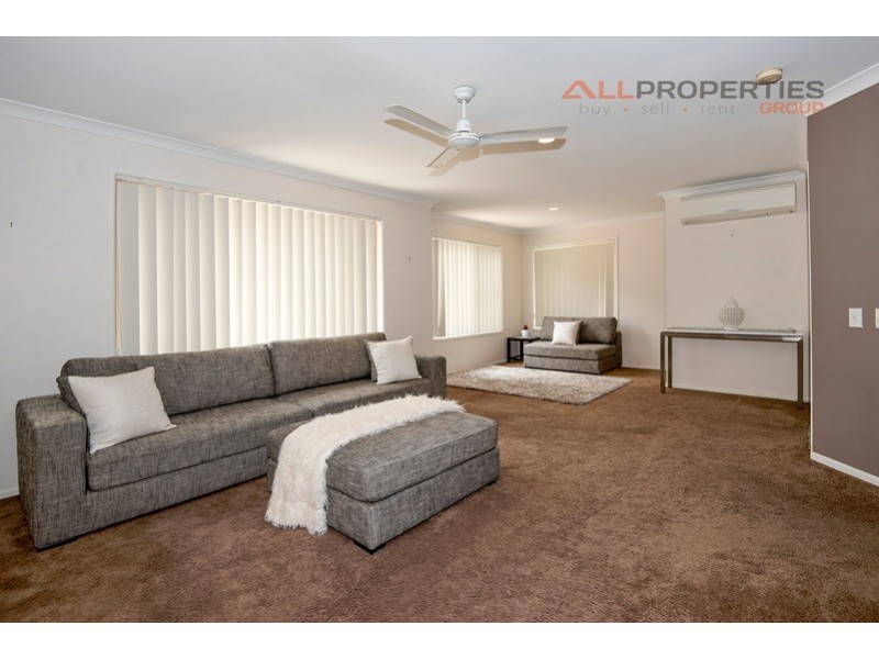 14 Fraser Place, Forest Lake QLD 4078
