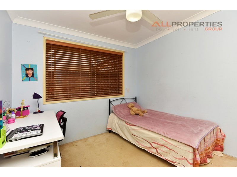 81 Banksia Circuit, Forest Lake QLD 4078