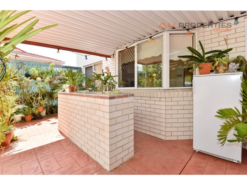 37 Daffodil Crescent, Calamvale QLD 4116