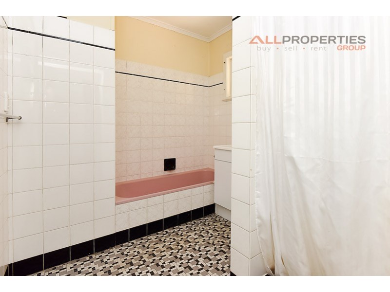 324 Newnham Road, Upper Mount Gravatt QLD 4122