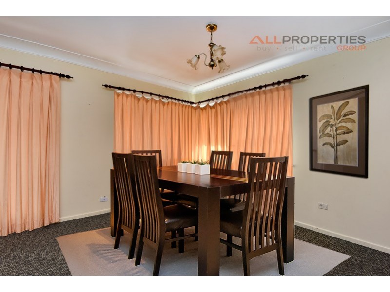 324 Newnham Road, Upper Mount Gravatt QLD 4122