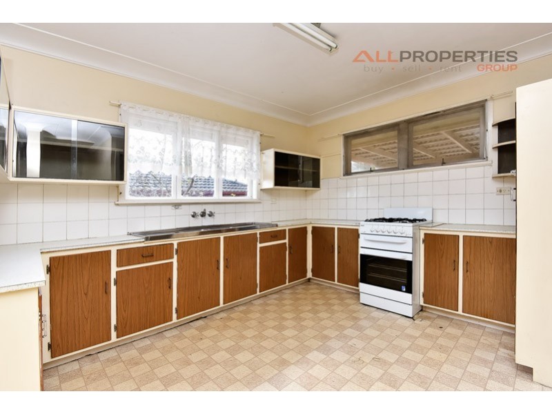 324 Newnham Road, Upper Mount Gravatt QLD 4122