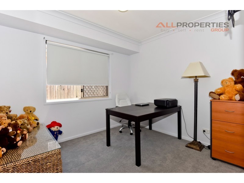 6 CALDER COURT, Crestmead QLD 4132
