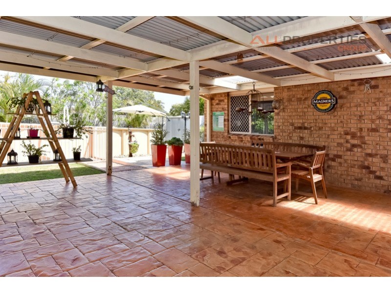 6 CALDER COURT, Crestmead QLD 4132