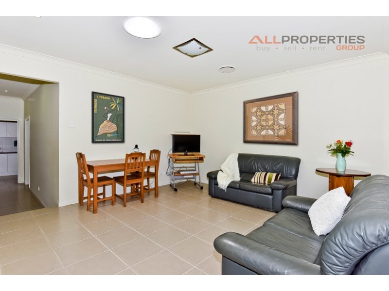 21 Girraween Cres, Parkinson QLD 4115