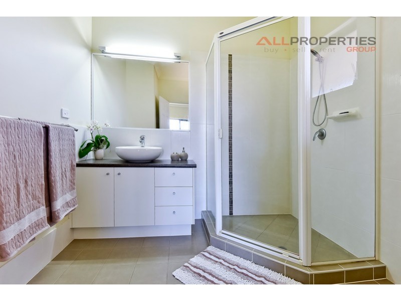 21 Girraween Cres, Parkinson QLD 4115
