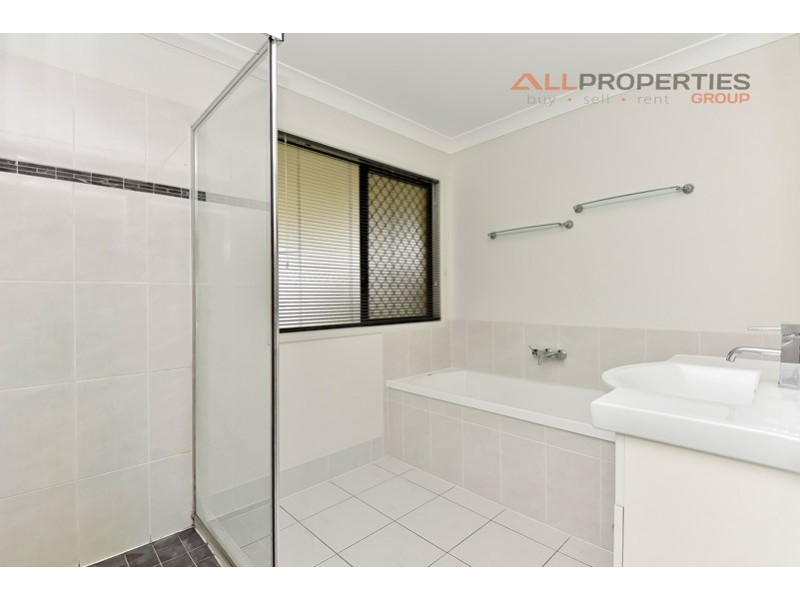 14-16 Borrowdale Court, Mundoolun QLD 4285
