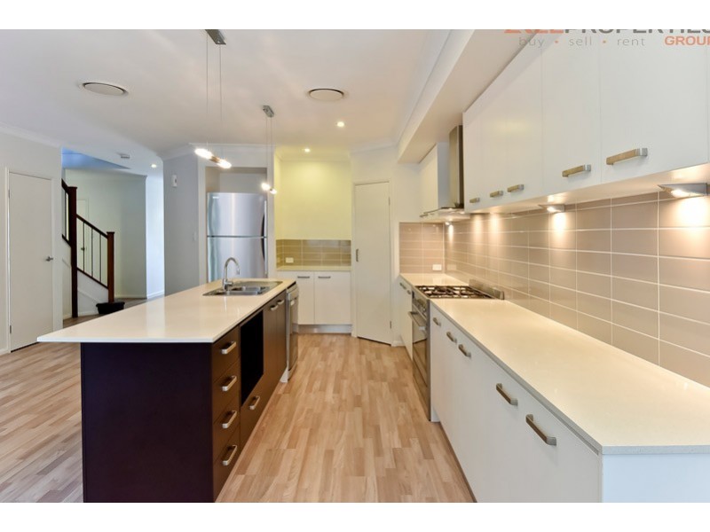 17 Callistemon Street, Heathwood QLD 4110