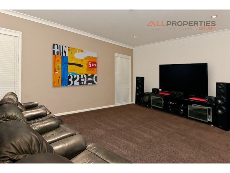 17 Callistemon Street, Heathwood QLD 4110