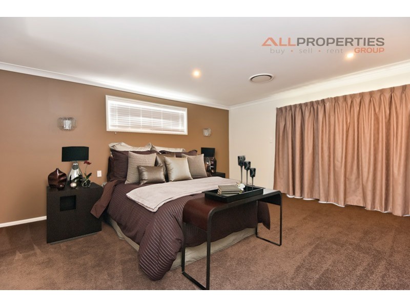 17 Callistemon Street, Heathwood QLD 4110
