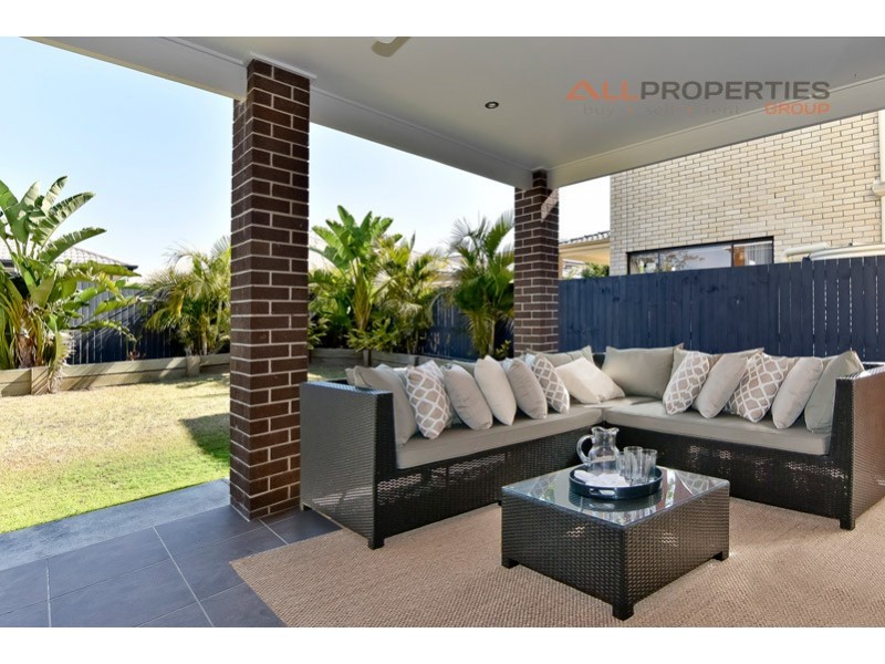 17 Callistemon Street, Heathwood QLD 4110