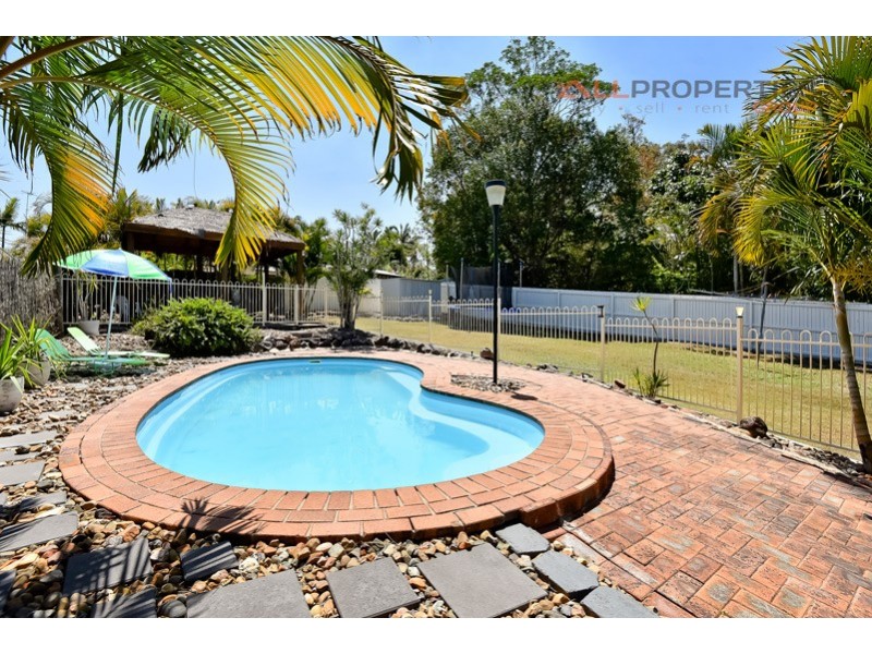 53 PARKROYAL CRESCENT, Regents Park QLD 4118