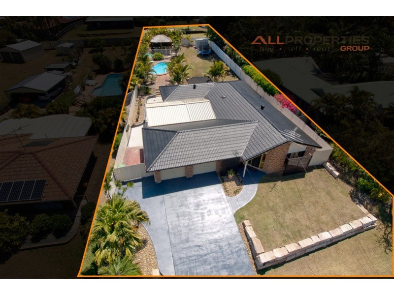 53 PARKROYAL CRESCENT, Regents Park QLD 4118