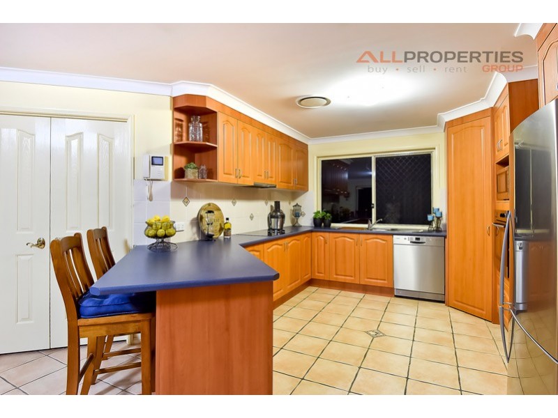 50 Talisker Pl, Parkinson QLD 4115