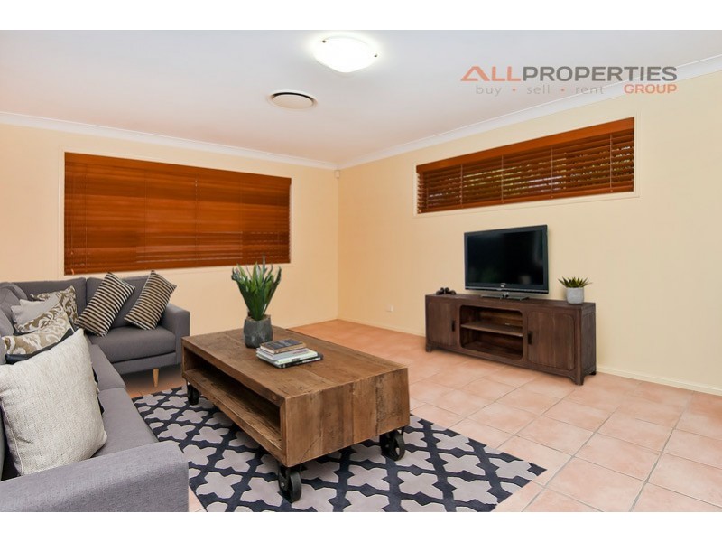 50 Talisker Pl, Parkinson QLD 4115
