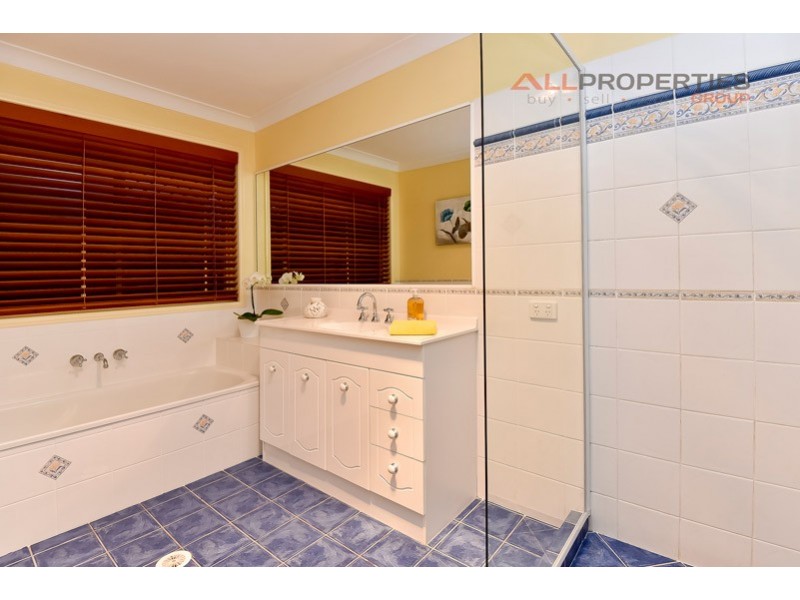 50 Talisker Pl, Parkinson QLD 4115