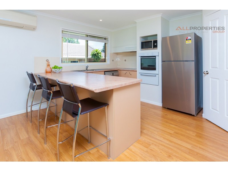 15 Branxton Pl, Parkinson QLD 4115