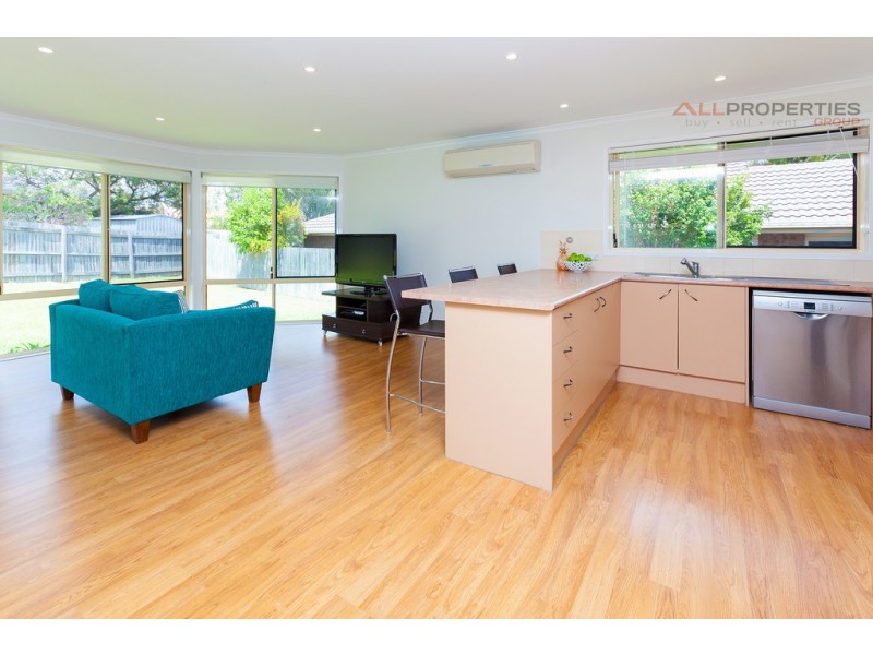 15 Branxton Pl, Parkinson QLD 4115