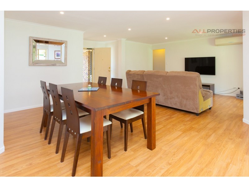 15 Branxton Pl, Parkinson QLD 4115