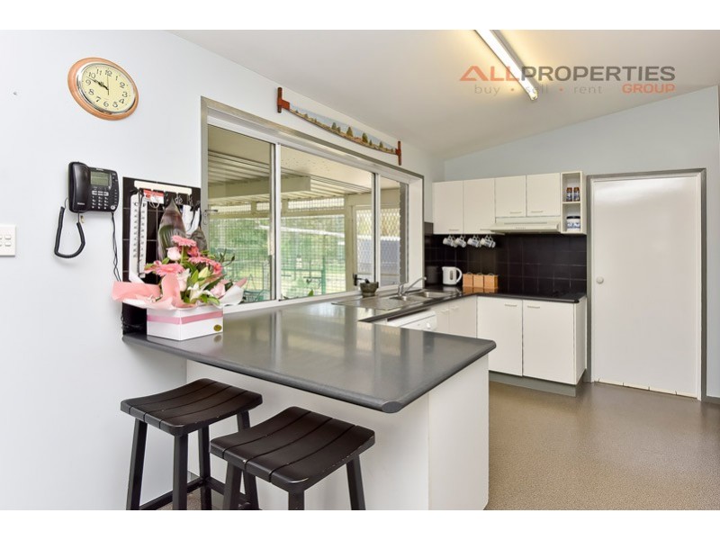 56 Cardwell Close, Munruben QLD 4125
