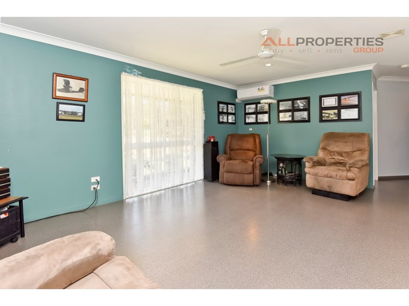56 Cardwell Close, Munruben QLD 4125