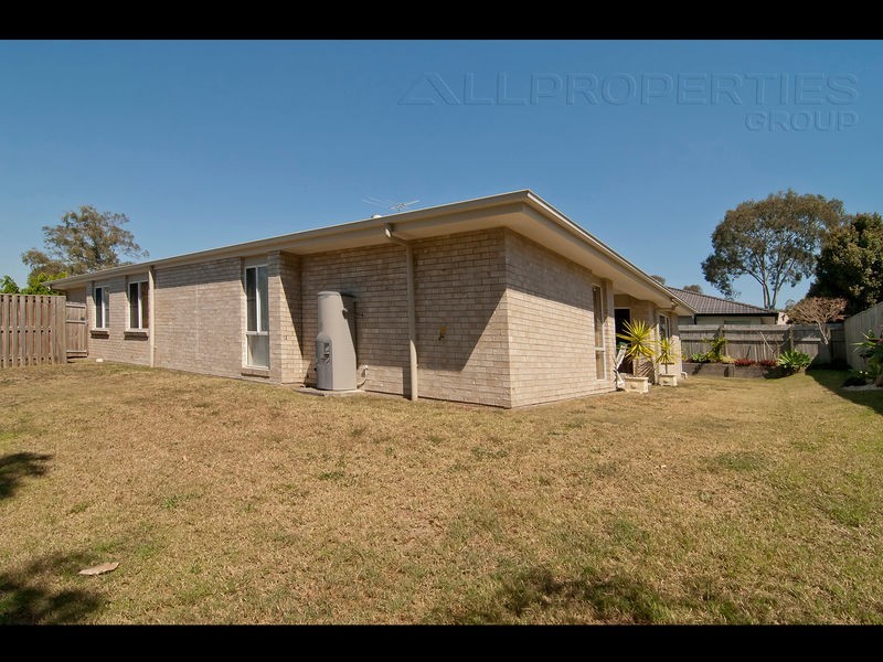 1 Bottlebrush Street, Heathwood QLD 4110