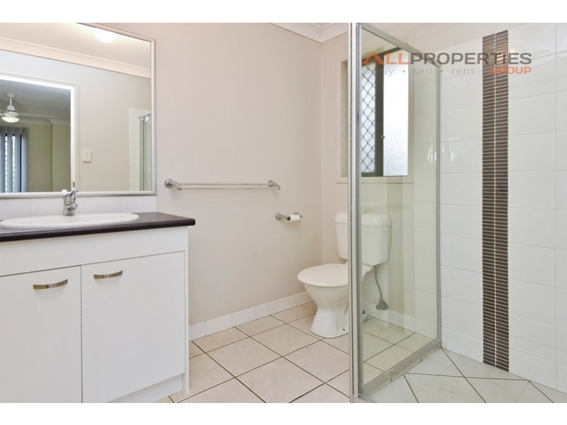 27 Juniper Street, Heathwood QLD 4110