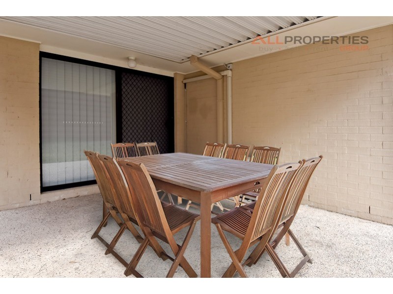 27 Juniper Street, Heathwood QLD 4110