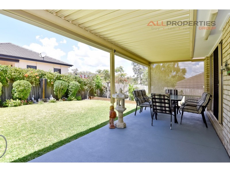 32 Woodlands Boulevard, Waterford QLD 4133