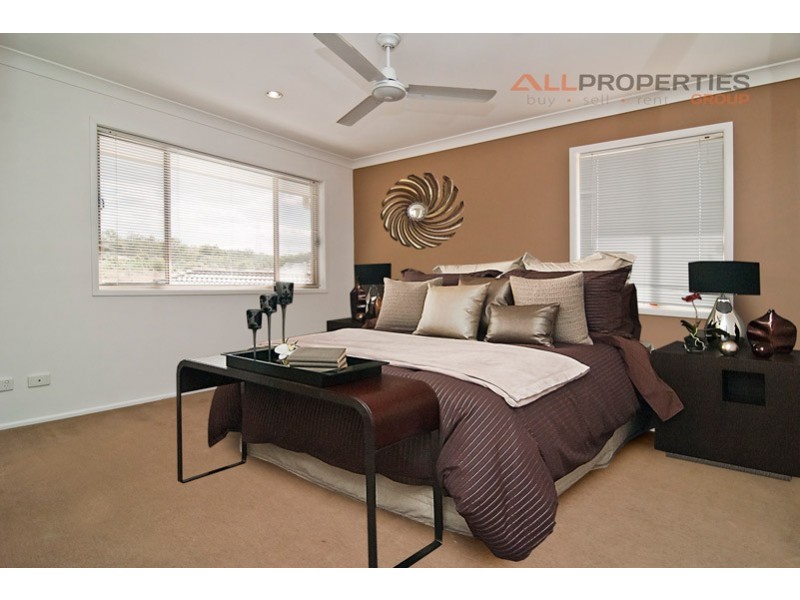 1 Sugar Glider Street, Berrinba QLD 4117