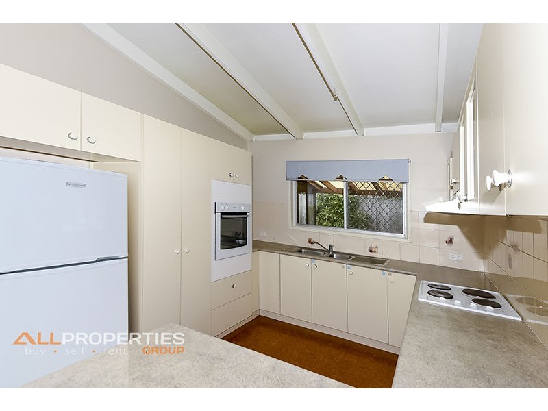 14 Pinewood Street, Crestmead QLD 4132