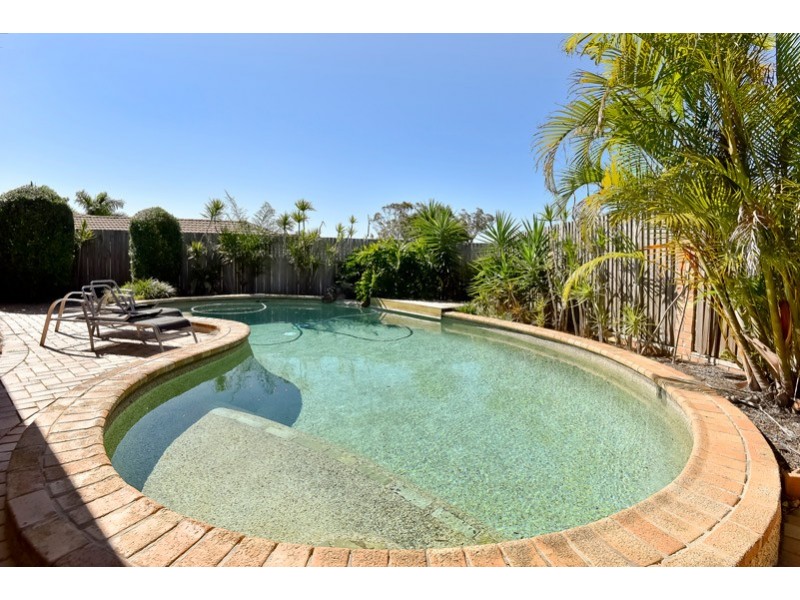 12 Jarrah Pl, Durack QLD 4077