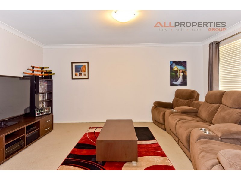 20 Creekside Crescent, Jimboomba QLD 4280