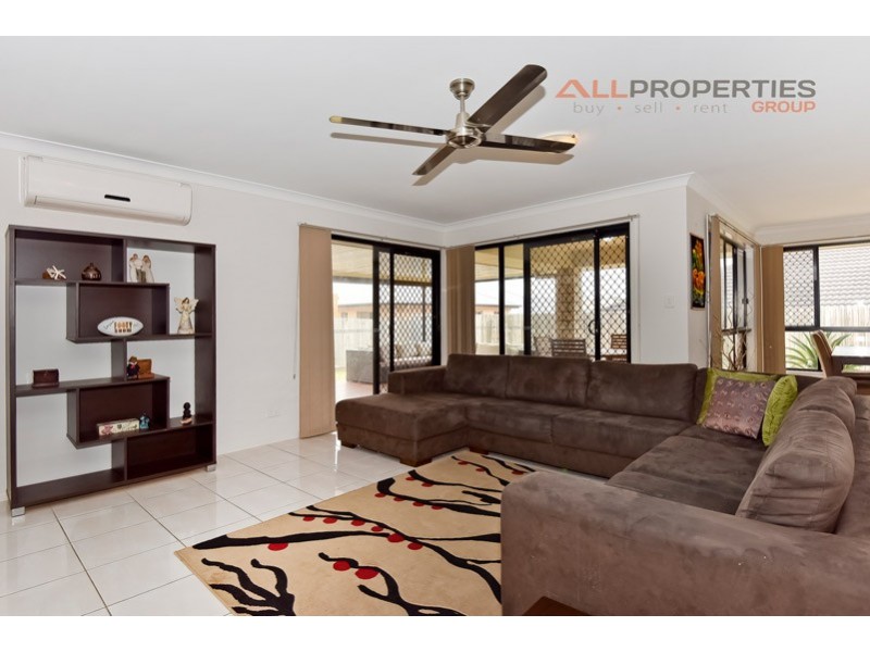 20 Creekside Crescent, Jimboomba QLD 4280