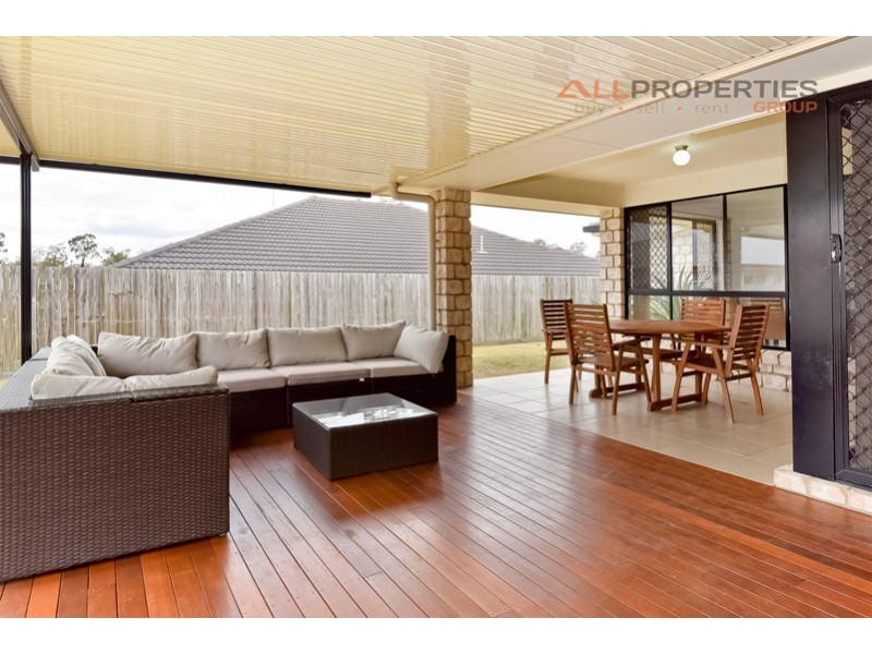 20 Creekside Crescent, Jimboomba QLD 4280