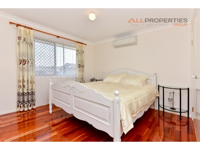 5 PAUL DRIVE, Regents Park QLD 4118