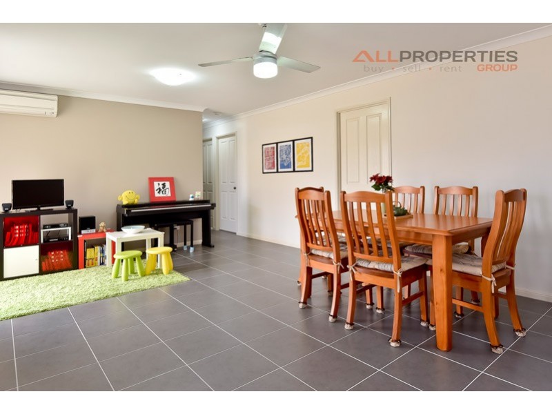 44 Dart Place, Parkinson QLD 4115