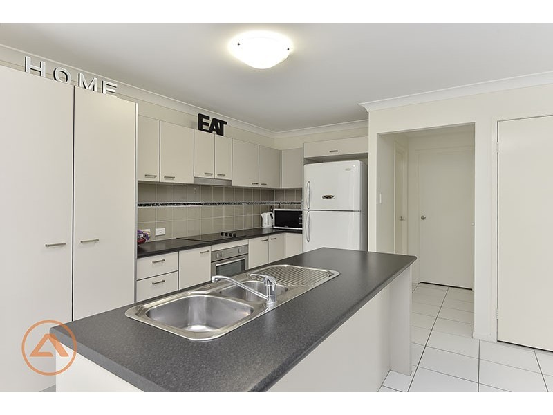 1 TO 3 MITCHELSON DRIVE, Regents Park QLD 4118